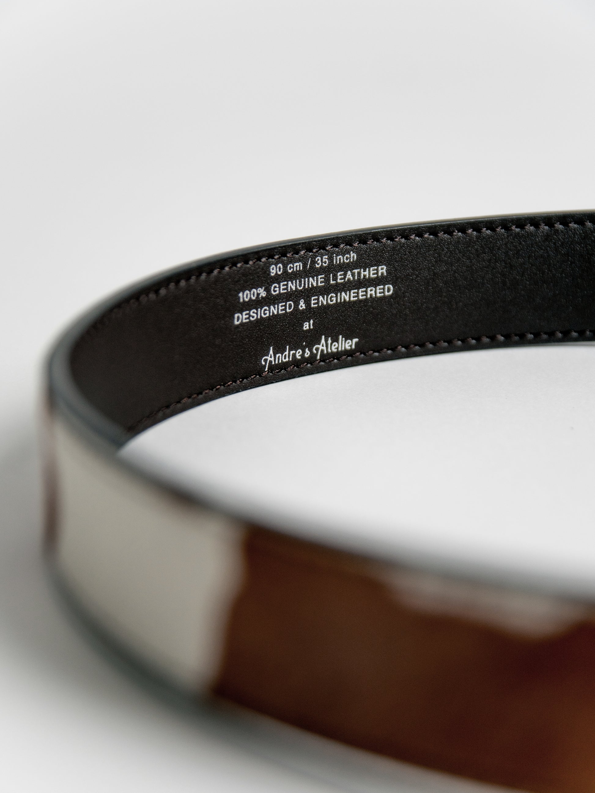 Belt stamp - close up inside stamp - 
Genuine leather - silver hardware - cowhide texture - horsehair texture 