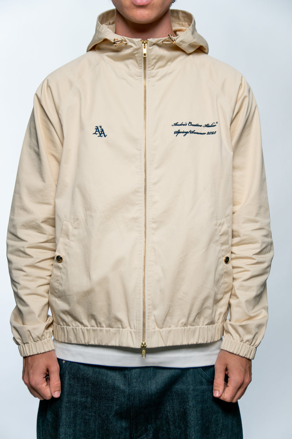 Model picture - Lightweight jacket - summer jacket - gold hardware